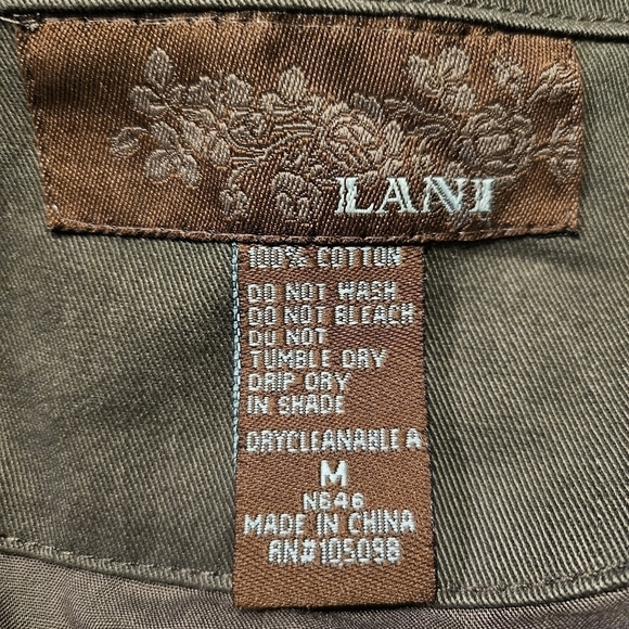 Lani Army Green 100% Cotton Lace Trim Cropped Pirate Jacket, Brass Studs Size M - Picture 10 of 11